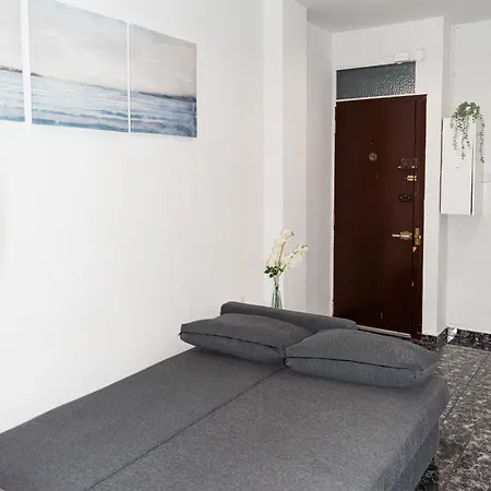 Cosy With Balcony Between & Center 6p 아파트 발렌시아