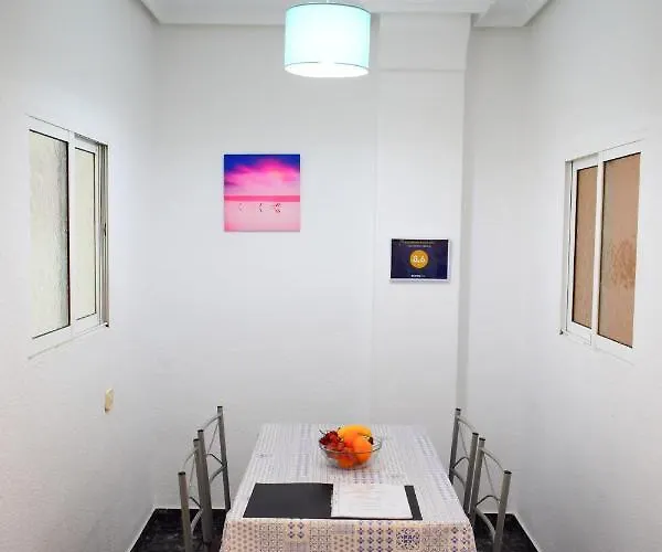 Cosy Apartment With Balcony Between Beach & Center 6P Apartamento Valência