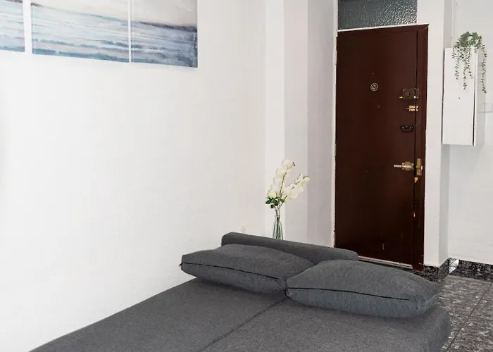 Cosy Apartment With Balcony Between Beach & Center 6P Apartamento Valência