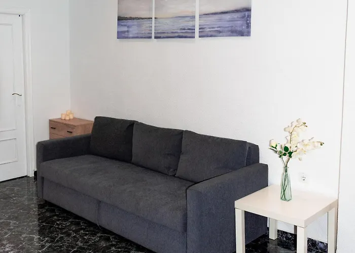 Apartamento Cosy Apartment With Balcony Between Beach & Center 6P *